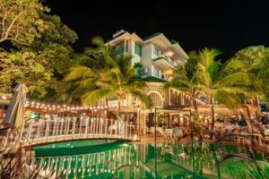 Juno Restaurant at The Taksim Royal Beachfront Resort Patong